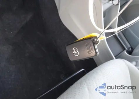 2013 Toyota Prius V Three from USA, damaged, VIN JTDZN3EU8D3233201